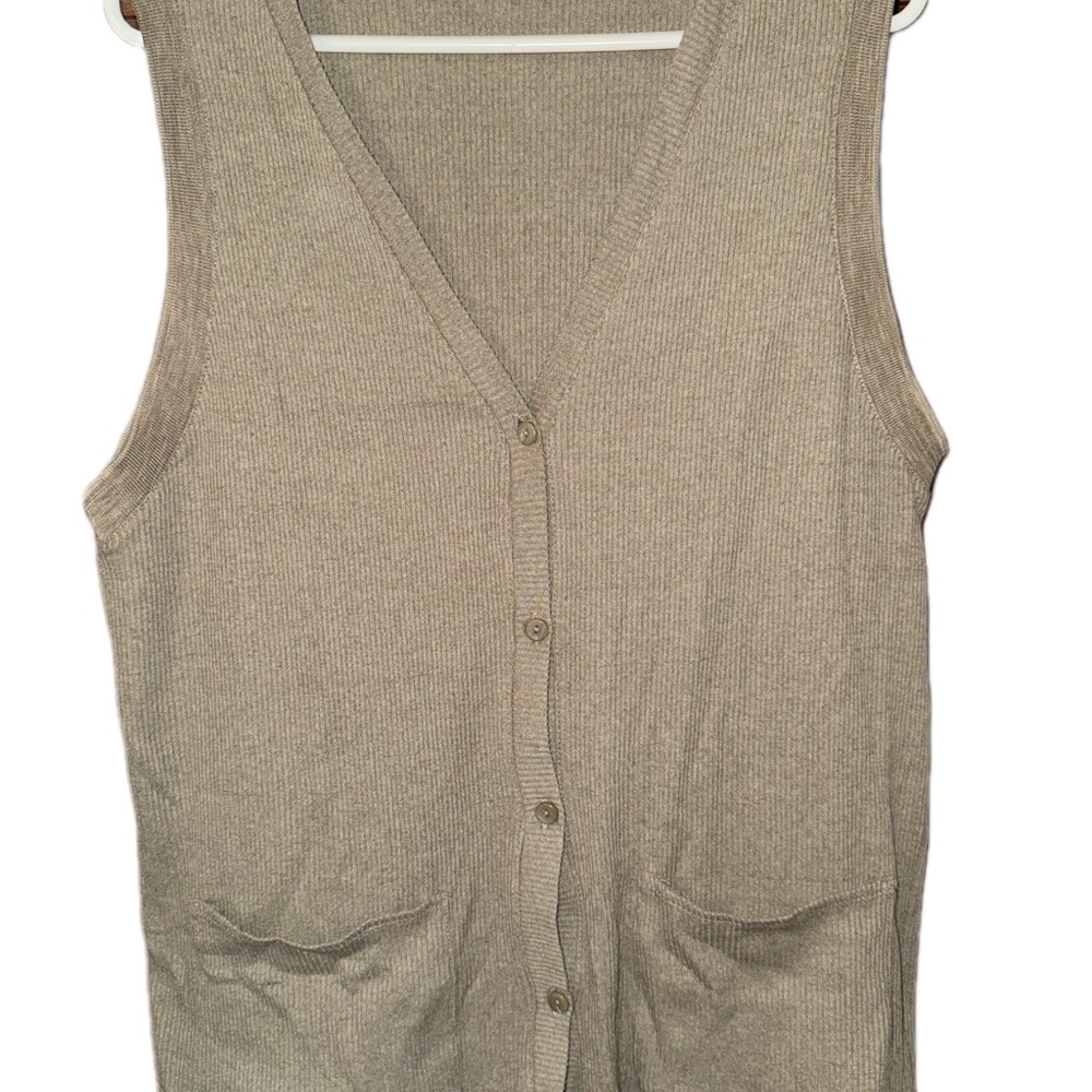 Zara Ribbed Knit V-Neck Vest in Taupe